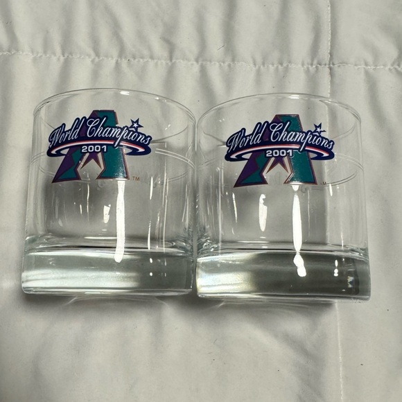 VTG Arizona Diamondbacks 2001 World Champions Rocks Glass Set Jack Daniels MLB - Picture 3 of 9